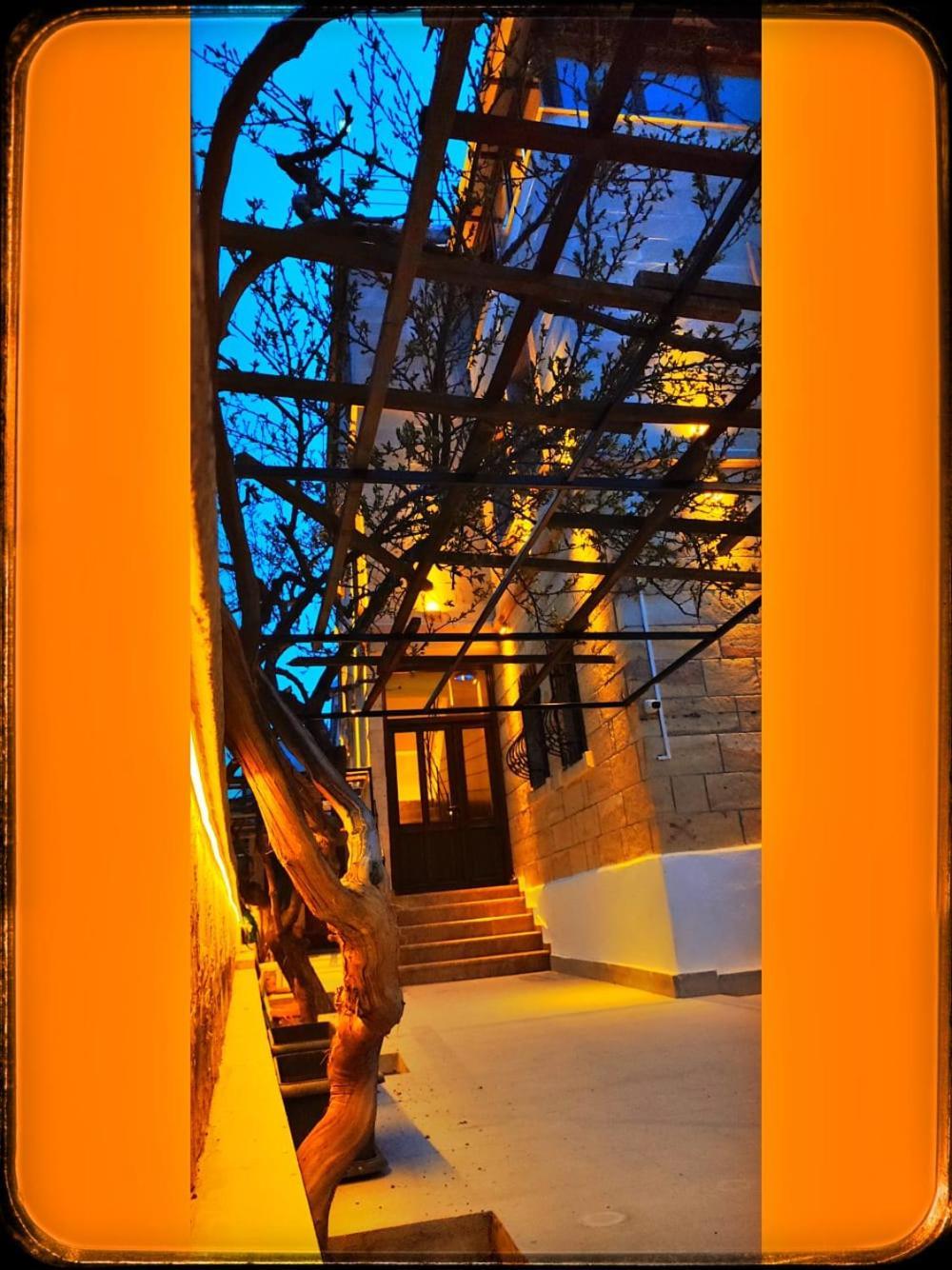 Yellow Stone House Гьореме Екстериор снимка